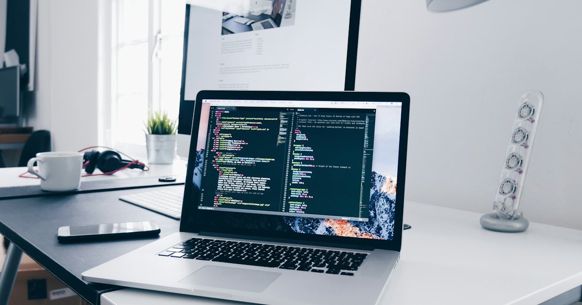 Melhorar Core Web Vitals: código e performance